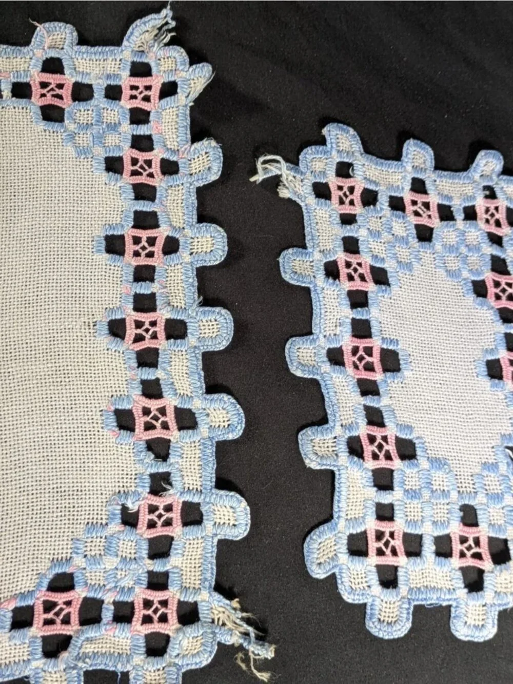 Vtg Handmade Embroidered Doily Set of 3 Rectangle Blue and Pink on White Linen
